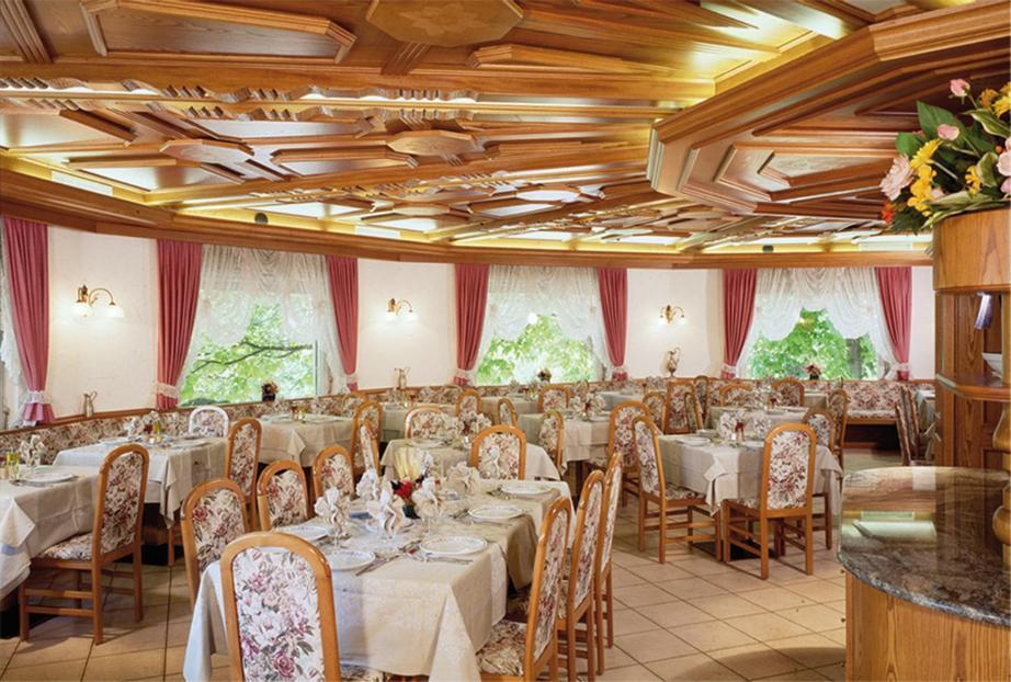 Hotel Panorama Wellness&Resort Malusch Exterior foto
